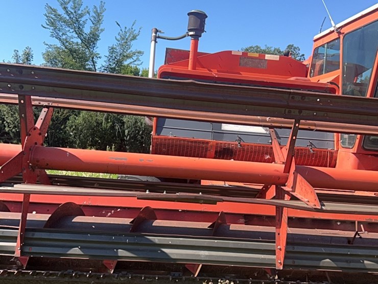 massey-ferguson-760-image-34