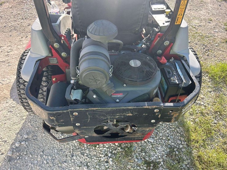 2006-husqvarna-yth2148b-48in-riding-mower-image-8