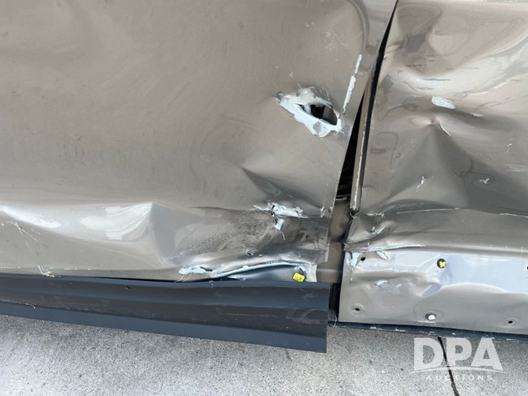 2018-chevrolet-equinox-lt-image-38