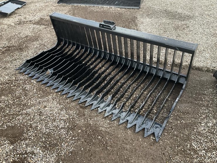 #619-•-76"-skid-steer-skeleton-bucket-low-side-image-1
