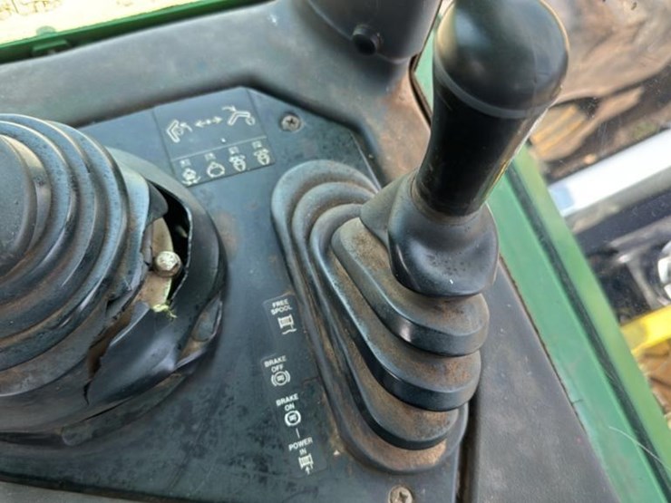 #411-•-2004-john-deere-548glll-skidder-image-20