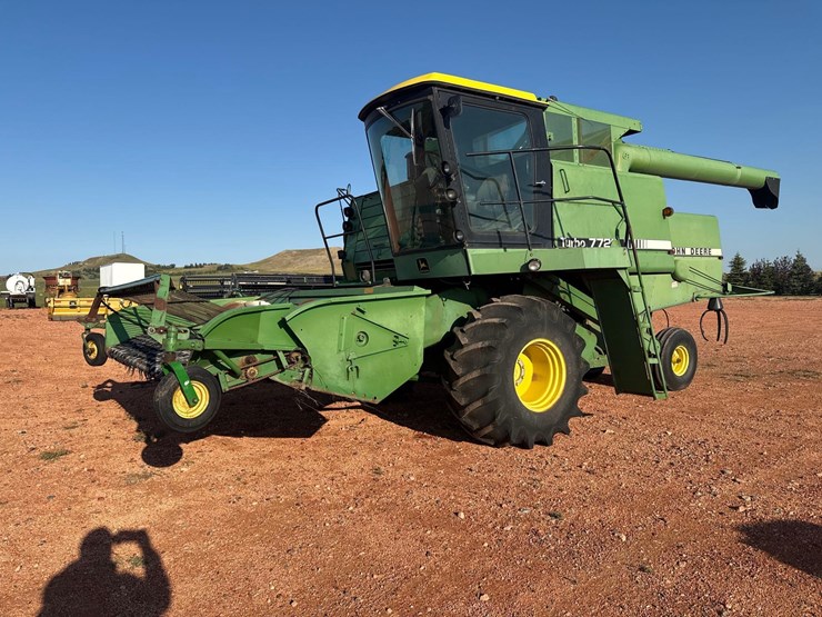 1981-john-deere-7720-image-1