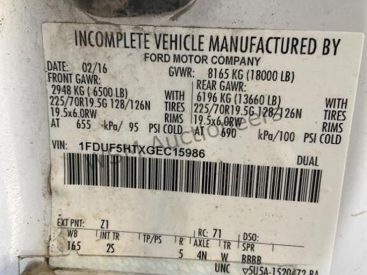2016-ford-f550-image-19