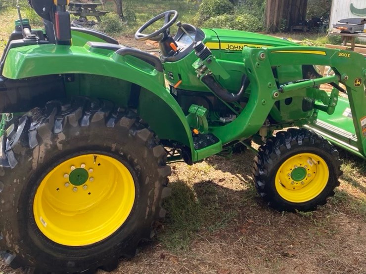 2023-john-deere-3043d-image-9