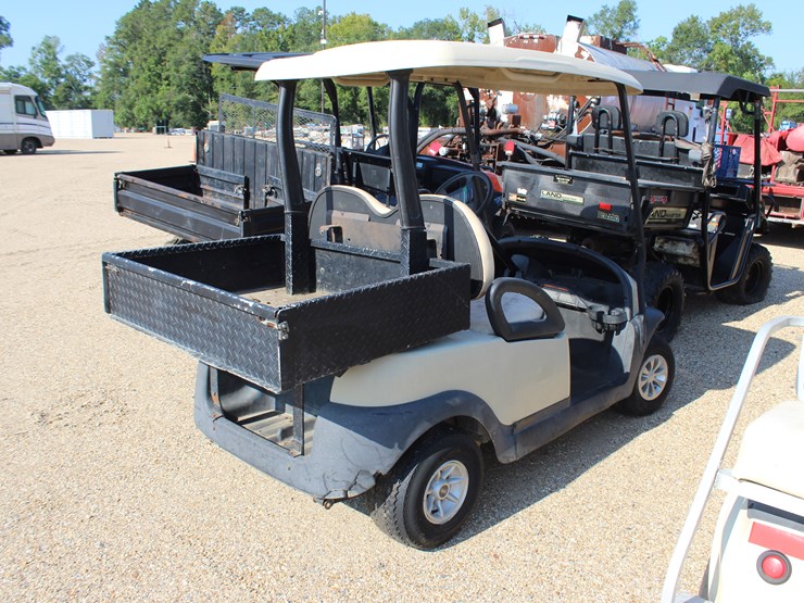 #23040-•-club-car-golf-cart,-white-|-parts-or-repair-image-5