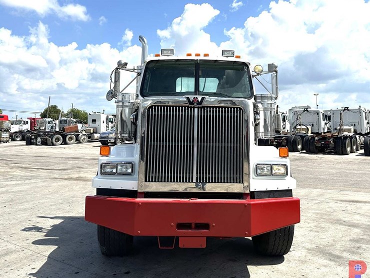 2012-western-star-4900-image-2