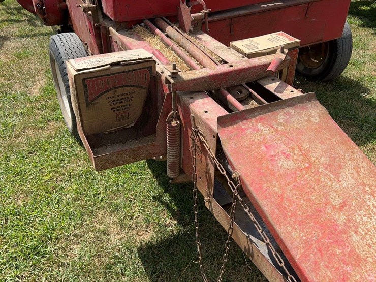 massey-ferguson-12-image-7