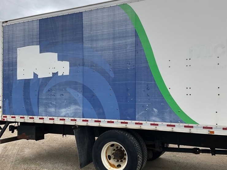 2018-ford-f650-image-27