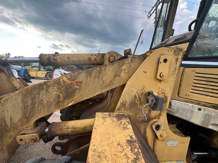 caterpillar-918f-image-19