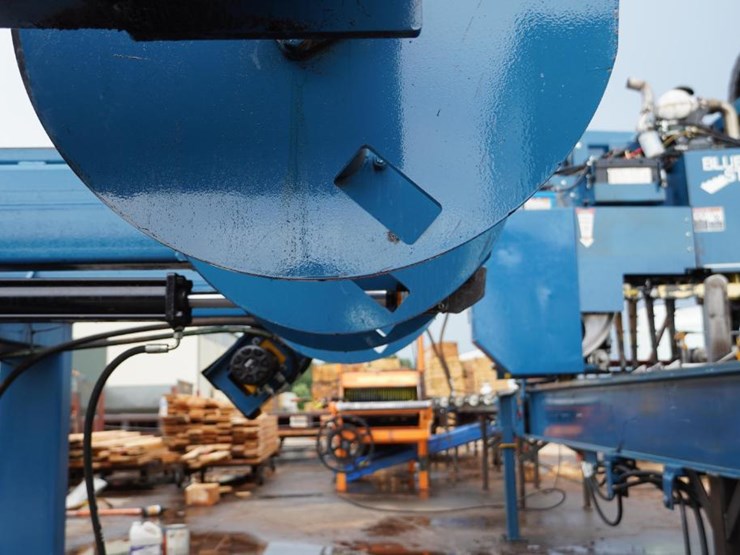 #211-•-2022-baker-log-deck-image-27