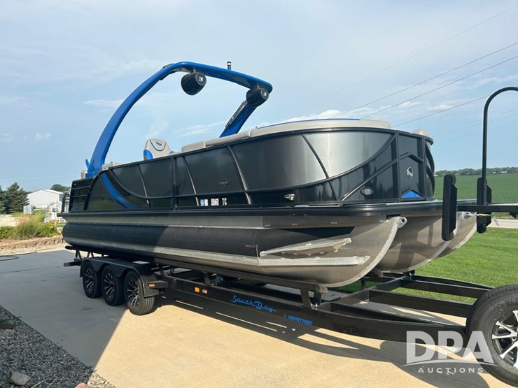 2023-south-bay/fru-tri-toon-pontoon-(cp0645)-image-1