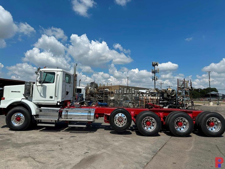 2012-western-star-4900-image-4