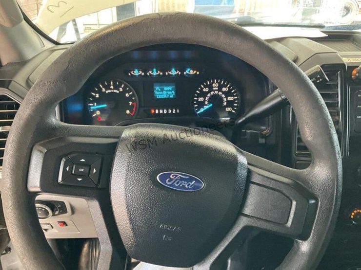 2016-ford-f150-image-16