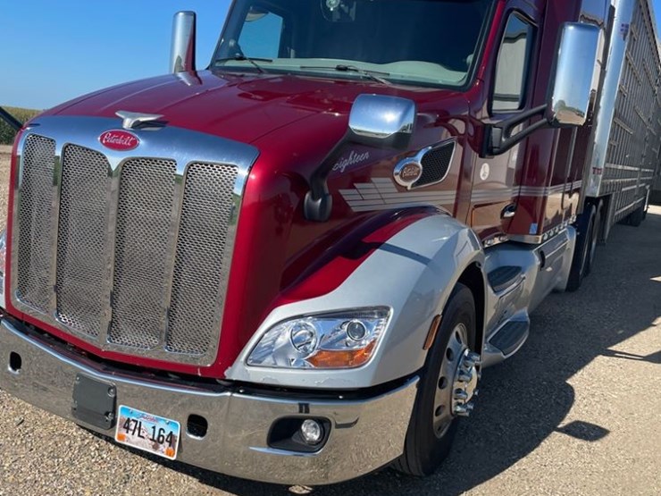 2018-peterbilt-truck-(dr12147)-image-4