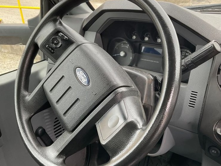 2018-ford-f650-image-31