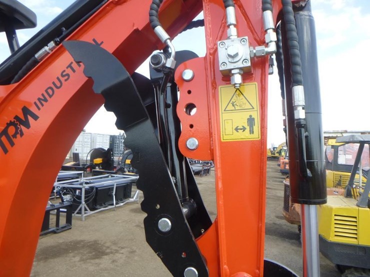 2025-tpm-16-hydraulic-excavator-image-10
