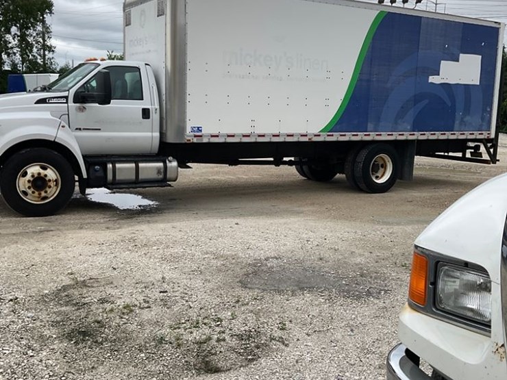 2018-ford-f650-image-8