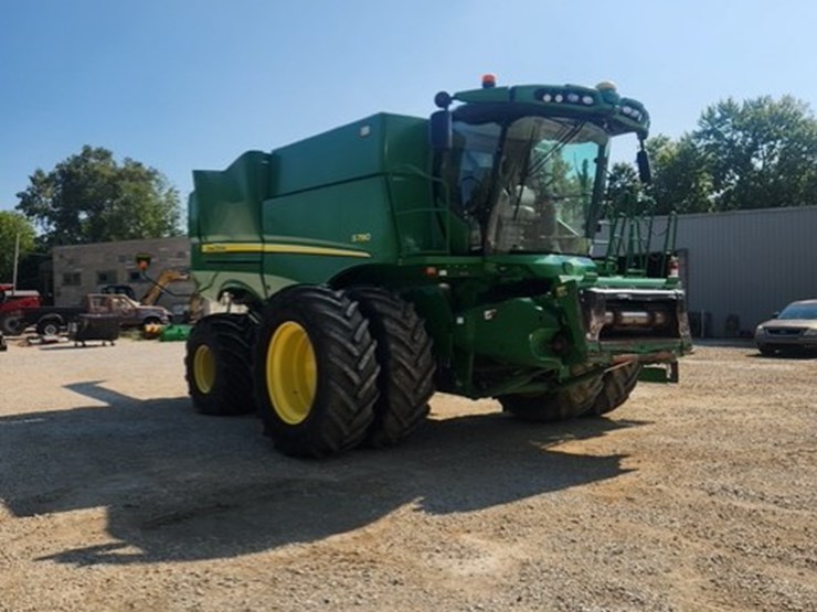 2019-john-deere-s790-image-1