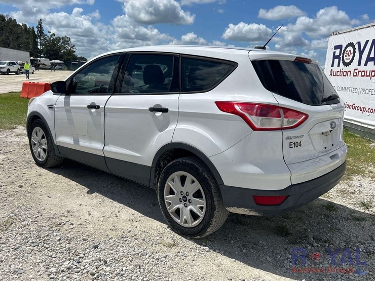 2015-ford-escape-image-4