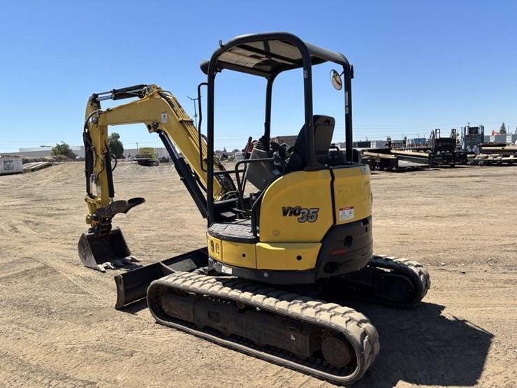 2020-yanmar-vi035-hydraulic-excavator-image-4