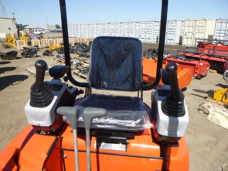 2025-tpm-16-hydraulic-excavator-image-19