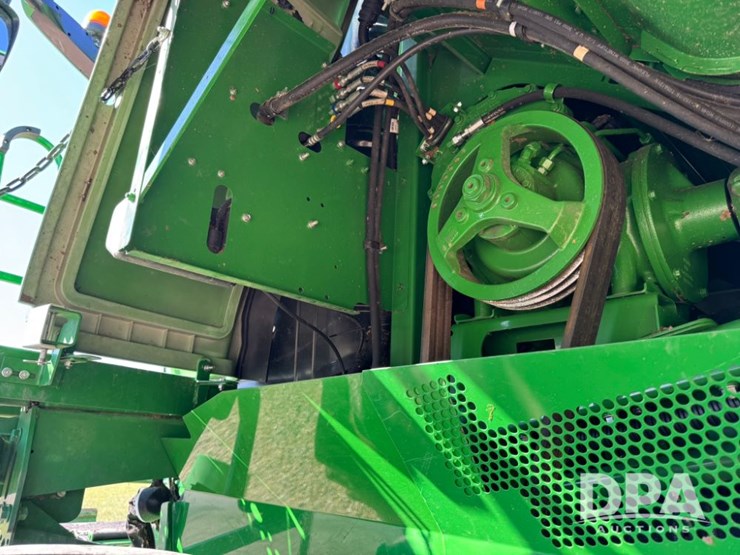2016-john-deere-s690-image-16