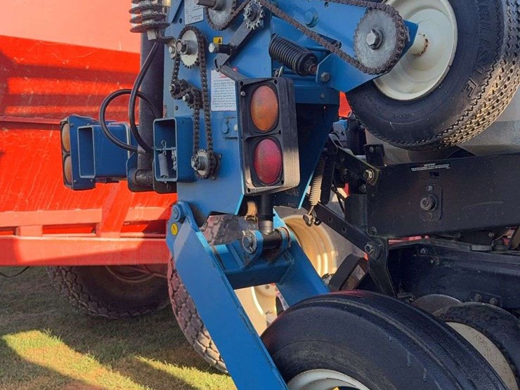 kinze-2600-image-11