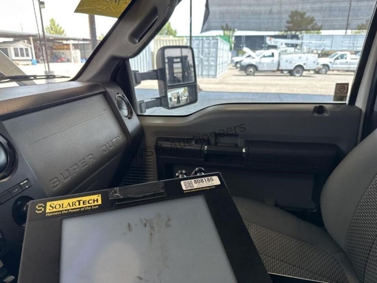 2016-ford-f550-image-21