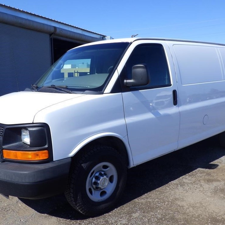 2014 CHEVROLET EXPRESS 2500