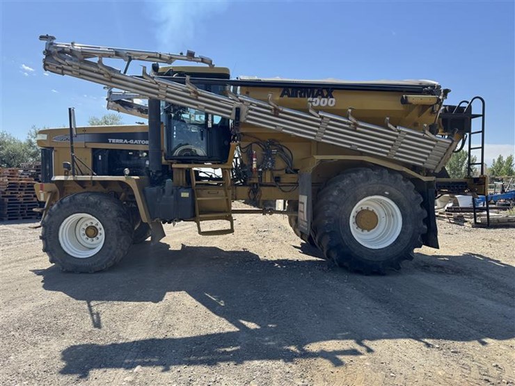 2005-john-deere-70-image-2