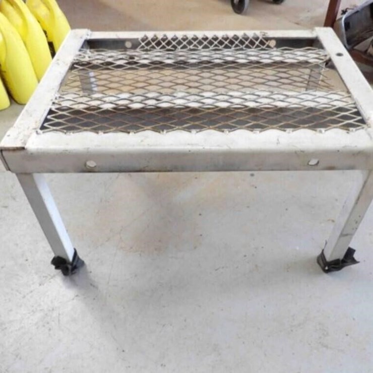 Heavy Duty Metal Shop Step/Bench