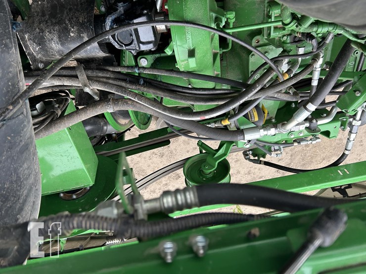 2024-john-deere-s790-image-93