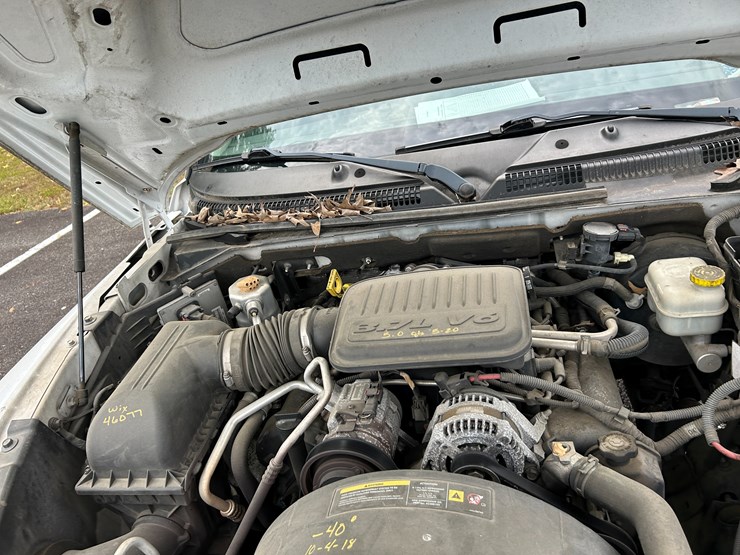 2010-dodge-dakota-image-8