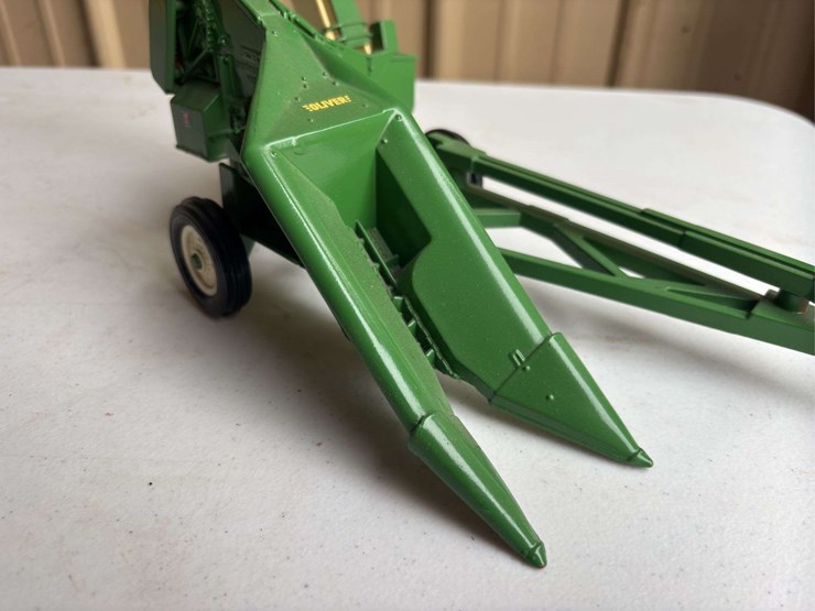 oliver-70-image-15