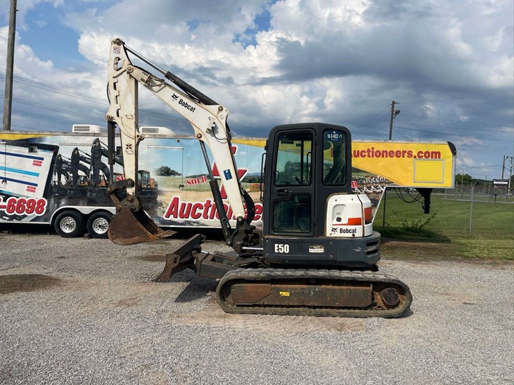 bobcat-e50-image-8