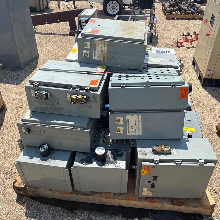 #3484 • MISC LOT OF ELECTRICAL BOXES