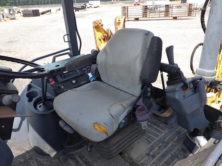 2006-deere-710g-image-30