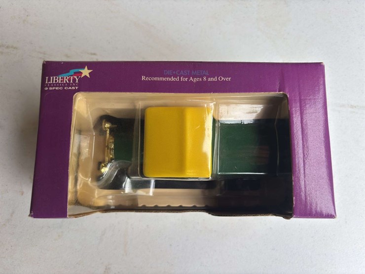 (3)-oliver-coin-banks-image-17