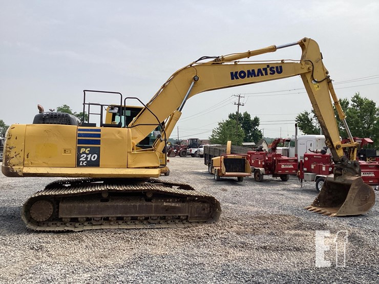 2014-komatsu-pc210-lc-10-image-6