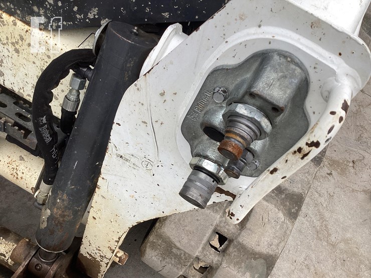 2019-bobcat-t595-image-19