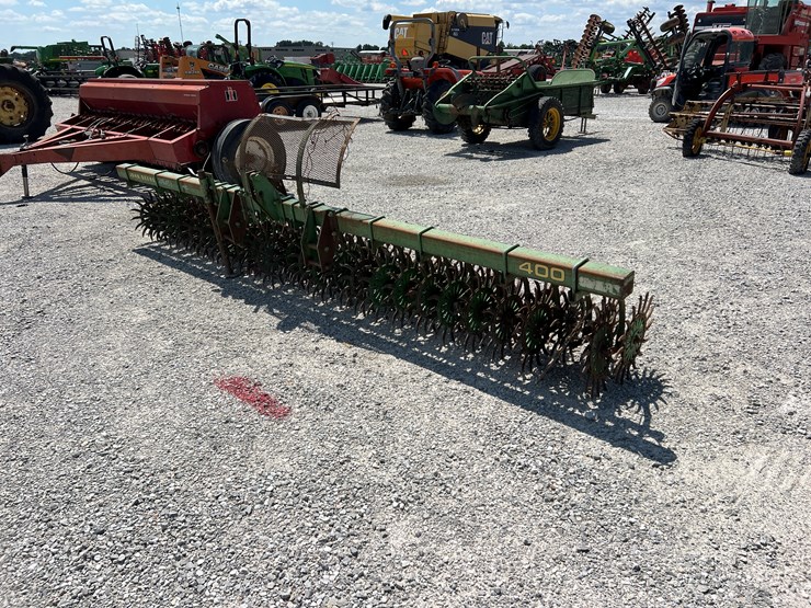 john-deere-400-image-6