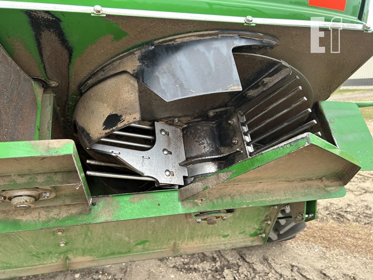 2024-john-deere-s790-image-34