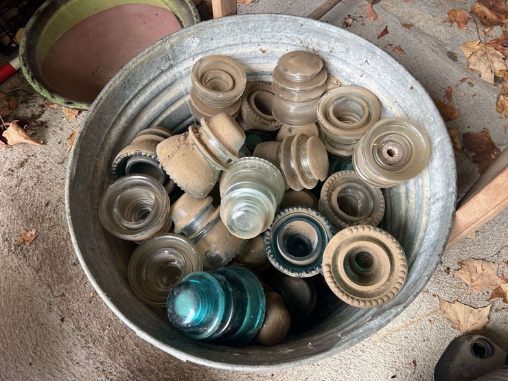 glass-insulators-image-1