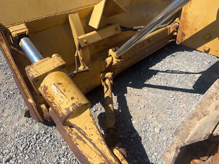 caterpillar-d5-image-20