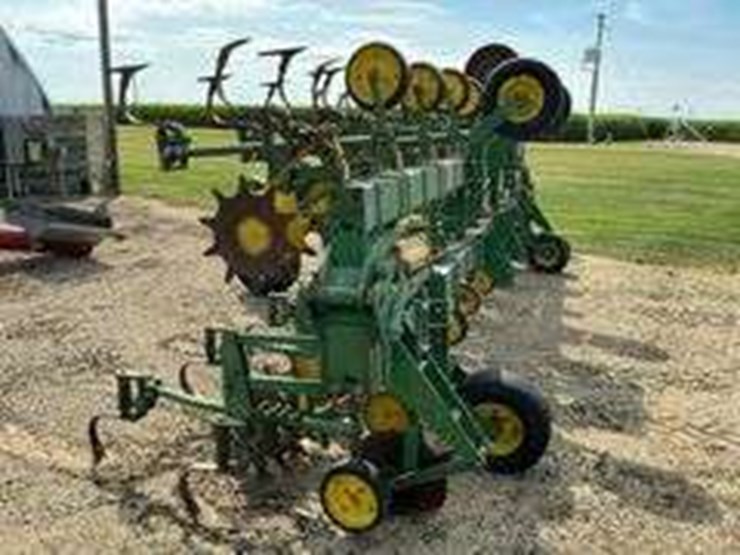 john-deere-85-image-8