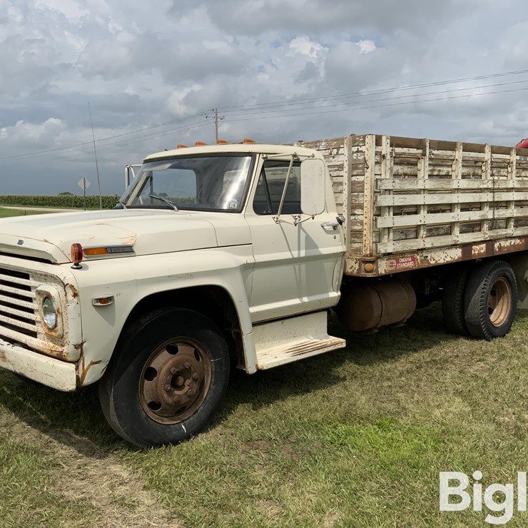 1968 FORD F600