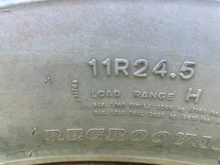 1996-ford-l9000-image-12