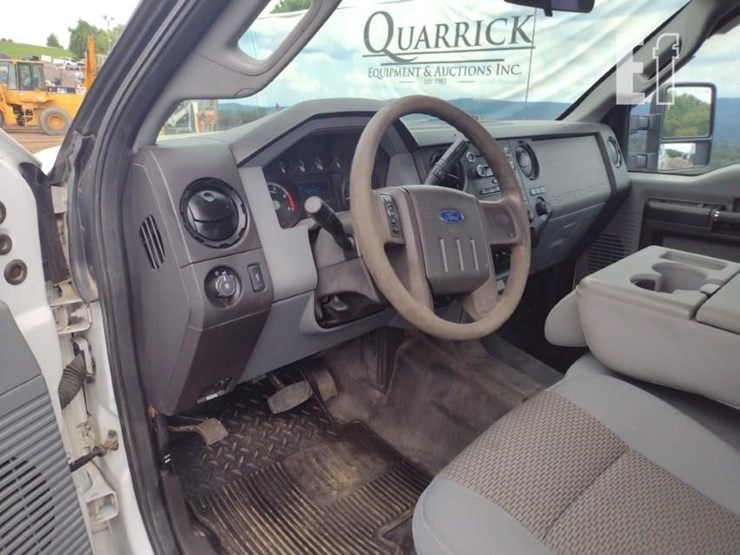 14-ford-f250-image-10