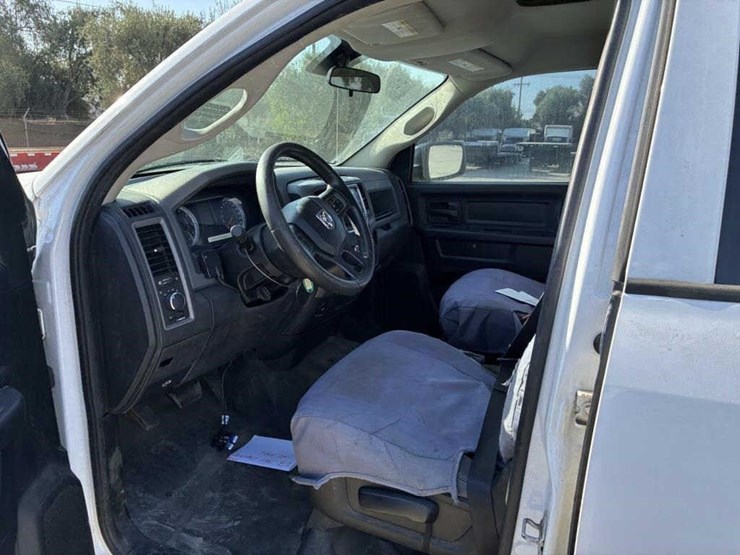 2013-dodge-ram-1500-image-11