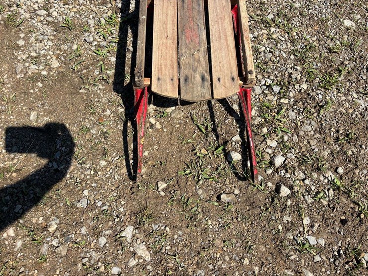 (4)-sleds-image-12